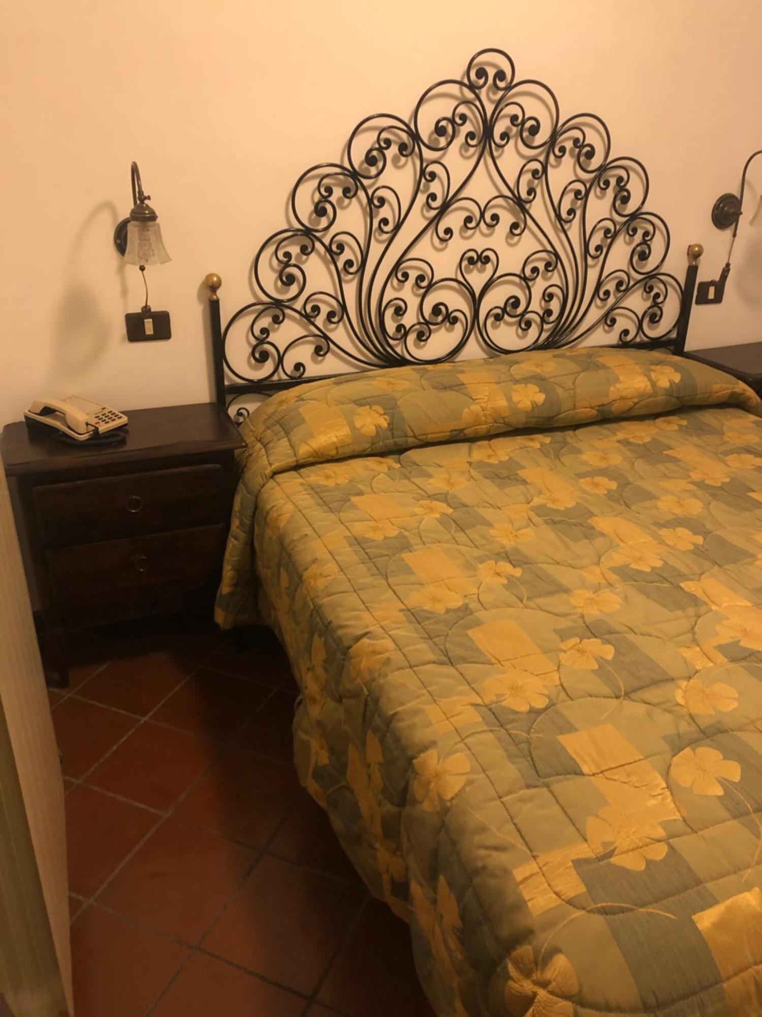 Hotel Bucaneve Pescasseroli Exteriör bild